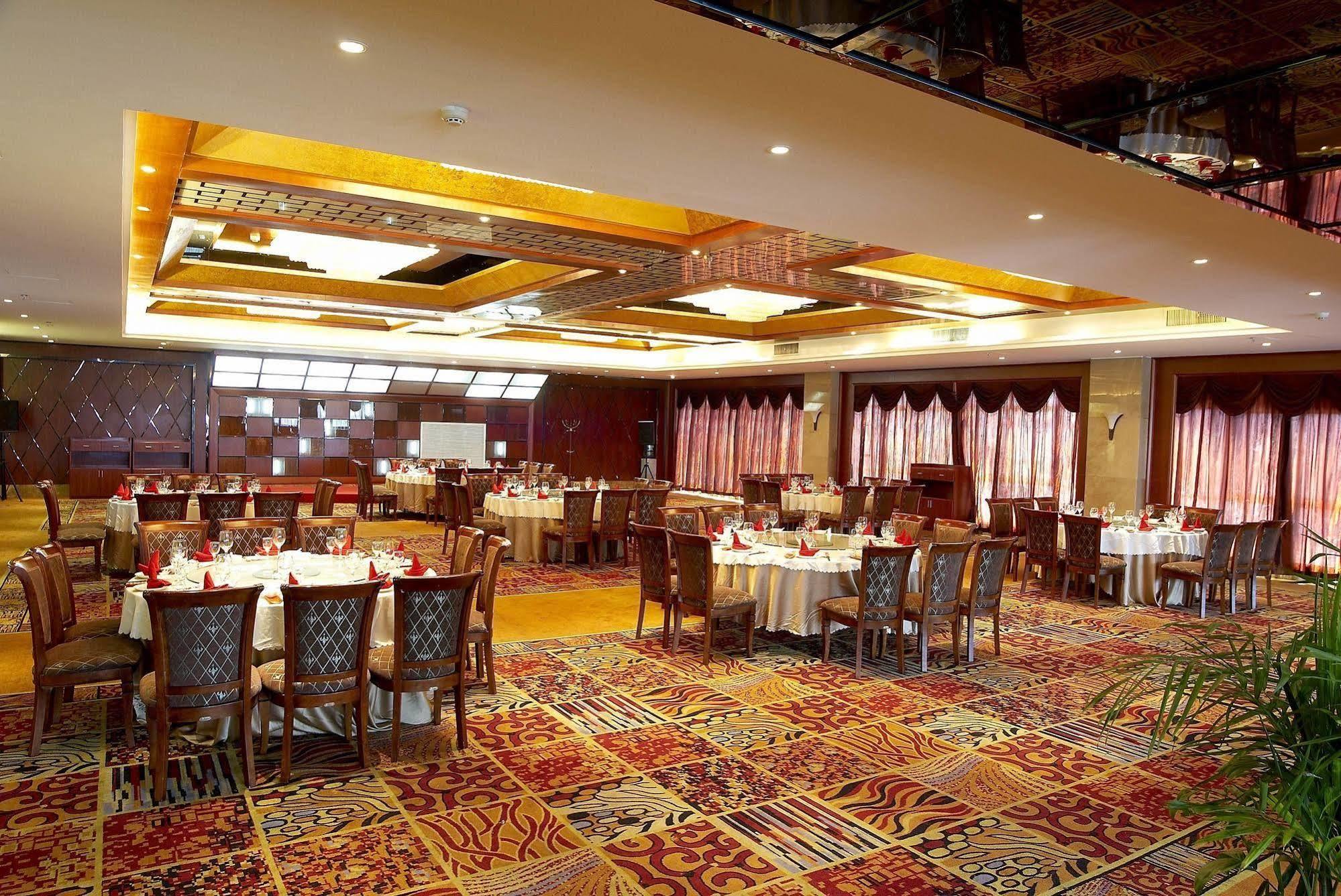 Bossman International Hotel Cixi Esterno foto