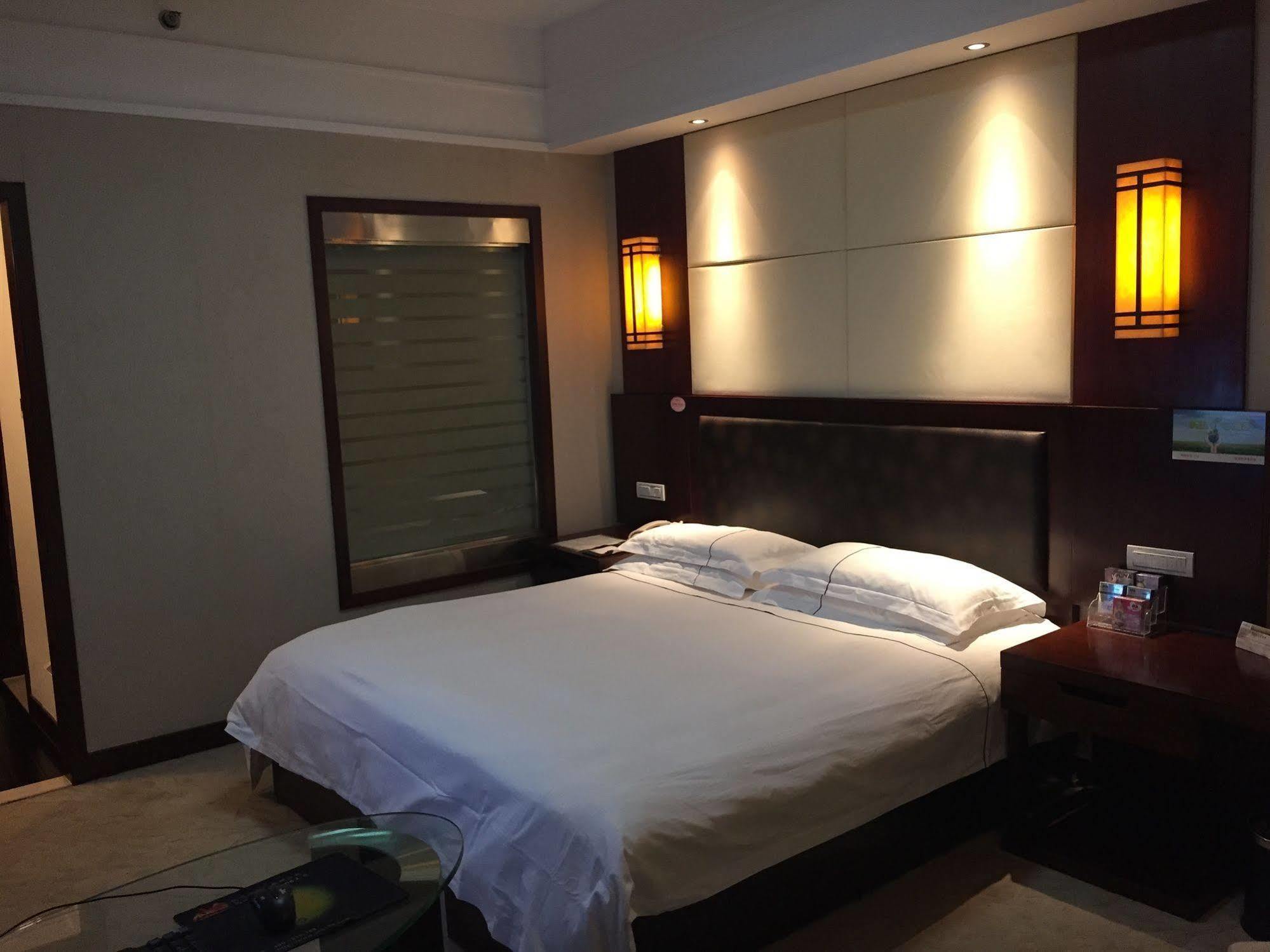 Bossman International Hotel Cixi Esterno foto